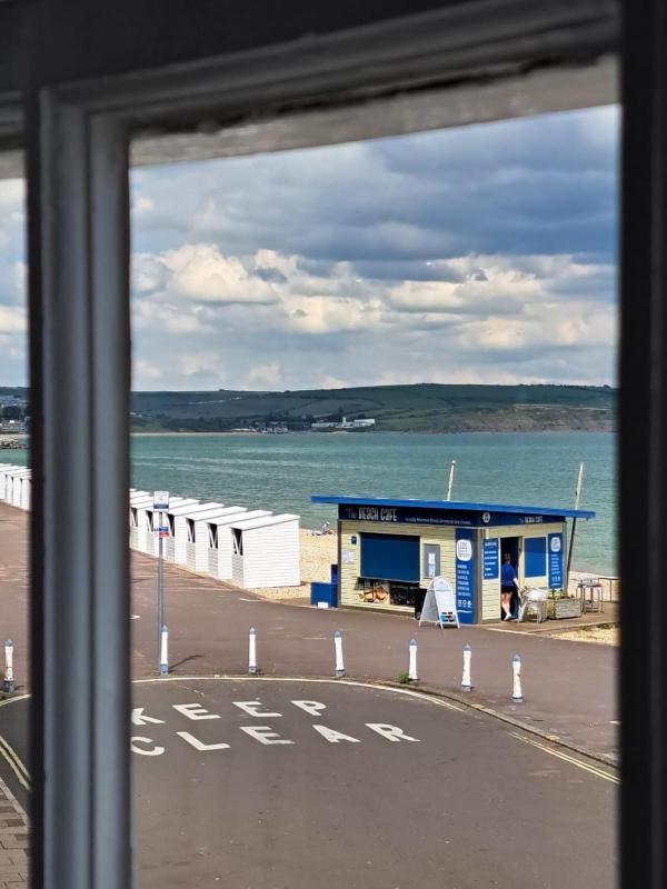Family Room with Sea View image 1