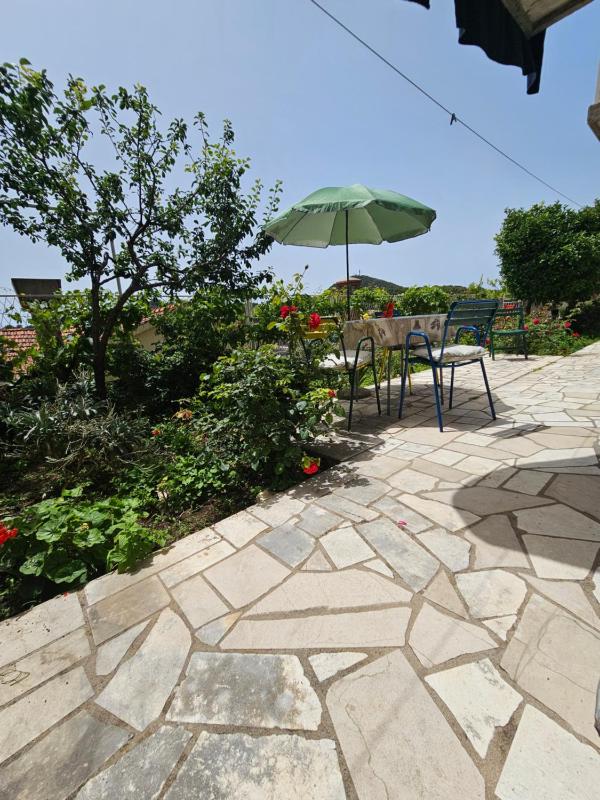 Apartment with Terrace image 4