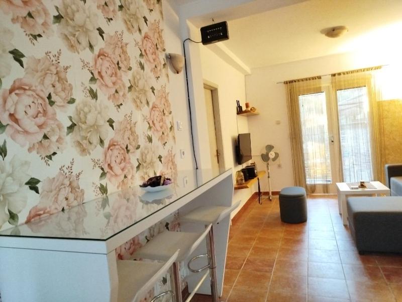 Apartment image 3