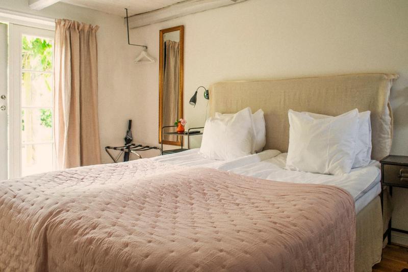 Standard Double Room image 1