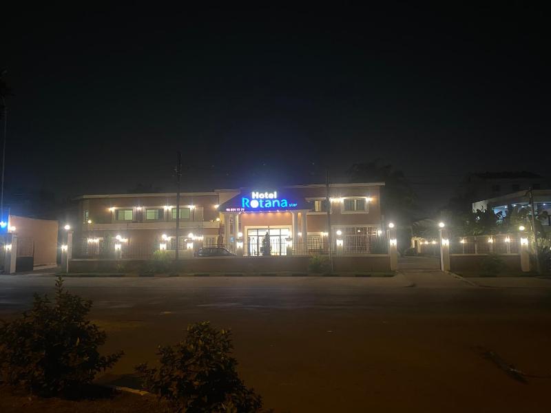 Hôtel rotana - image 6