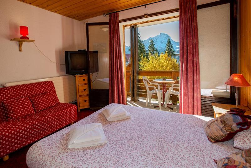 Family Room with Balcony image 4