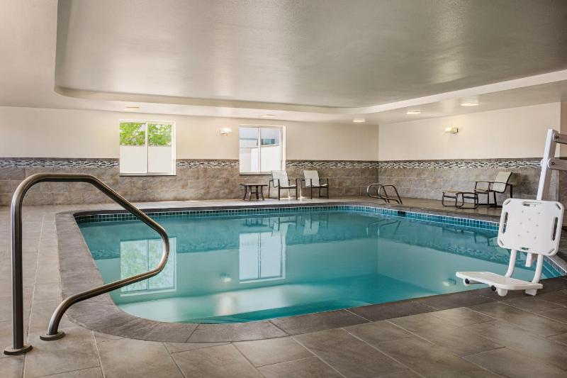 Holiday Inn Express & Suites Colorado Springs Central By IHG - image 19