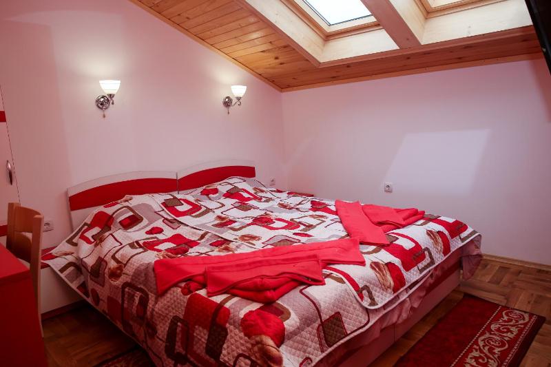 Double or Twin Room with Shower image 4