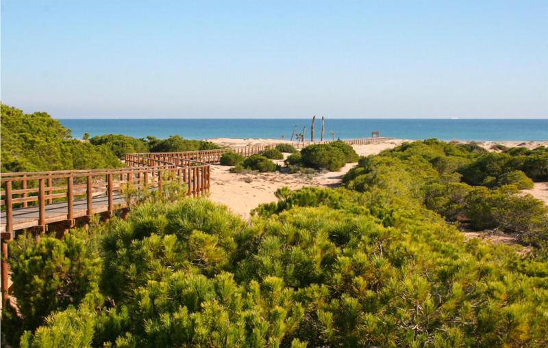 Six-Bedroom Holiday Home image 4