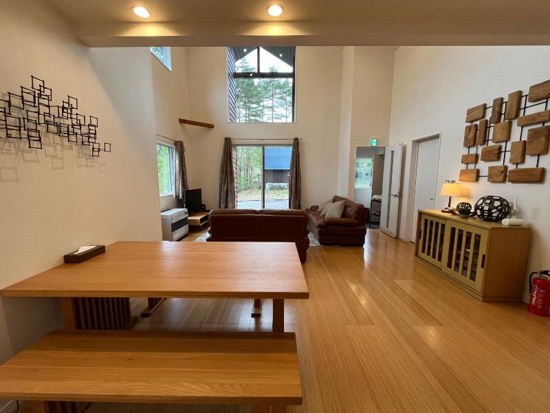 Holly House - image 46