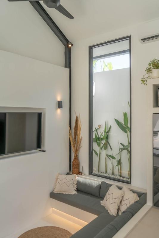 Casa Kami - Modern Serenity 2 BR Haven in Pererenan - image 11