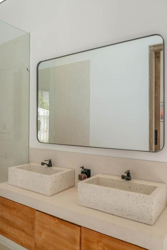 Casa Kami - Modern Serenity 2 BR Haven in Pererenan - image 16