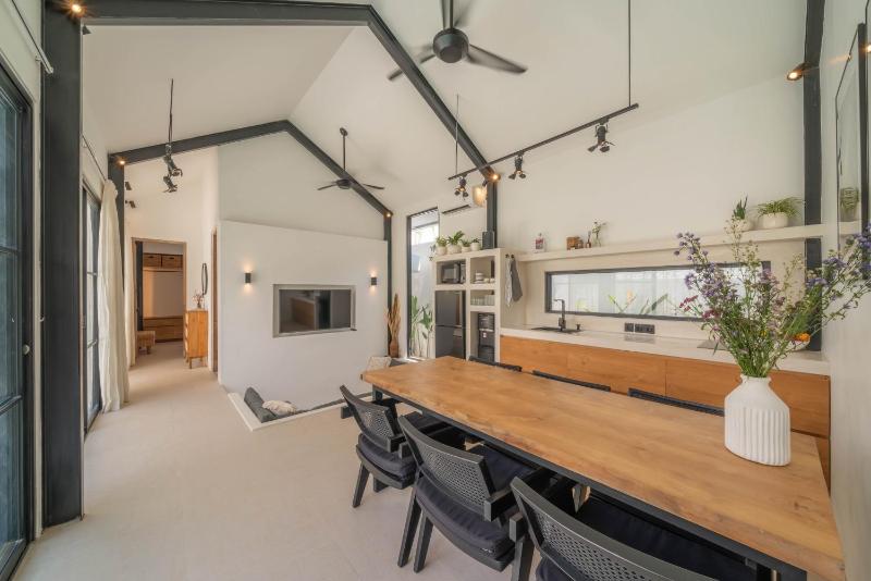 Casa Kami - Modern Serenity 2 BR Haven in Pererenan - image 13