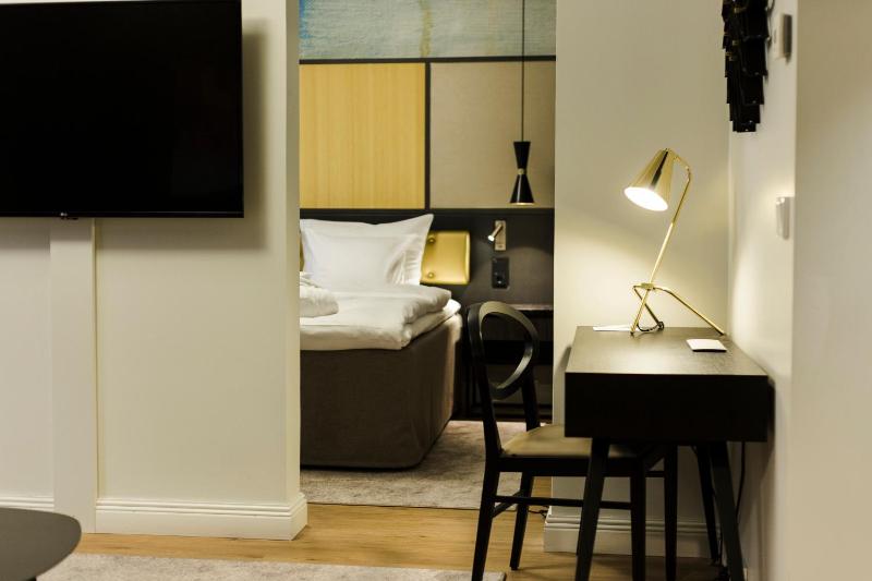 Junior Suite image 1