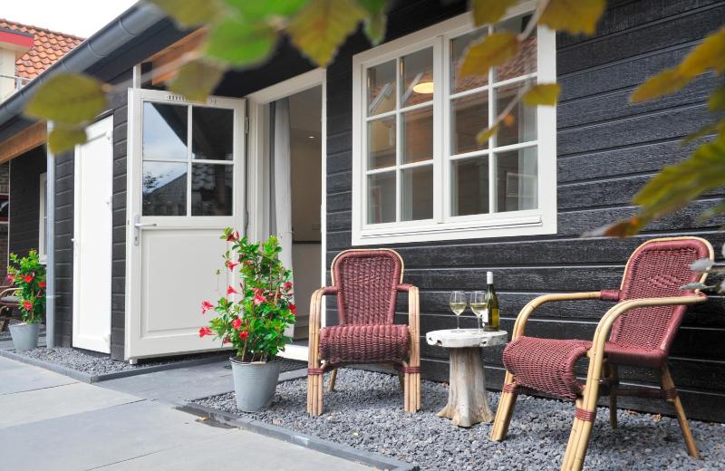 Studio with Terrace image 1