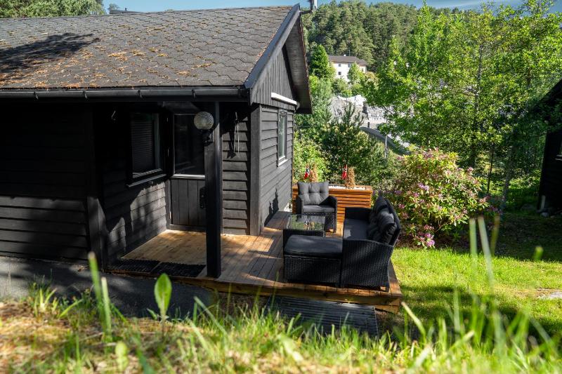 One-Bedroom Cottage image 3