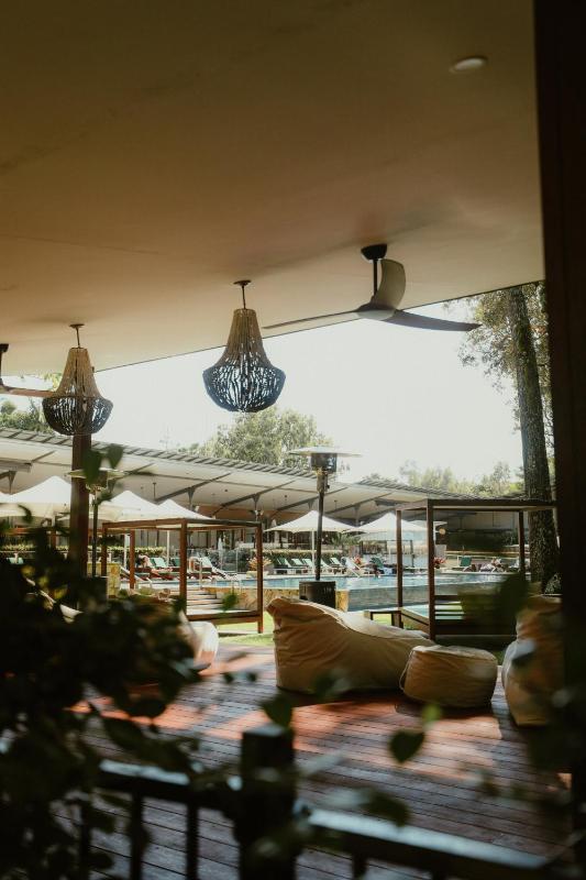 Crystalbrook Byron - image 7