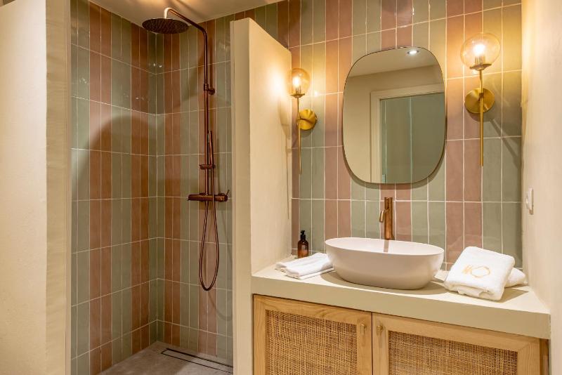 Superior Double Room image 2