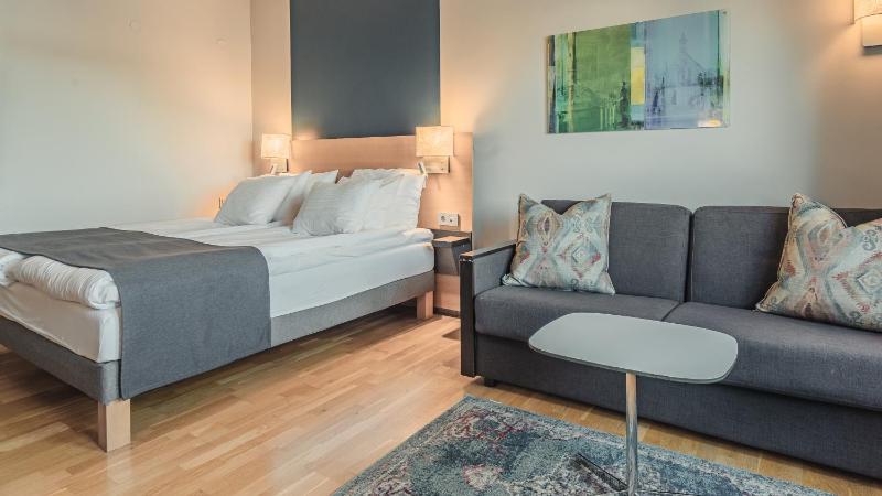 Standard Room image 2