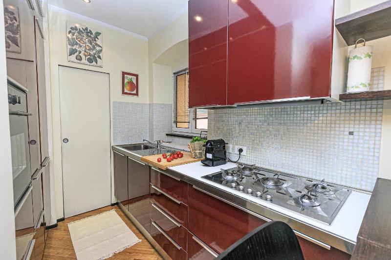 iFlat Mare Fuori Suite Apartment - image 10