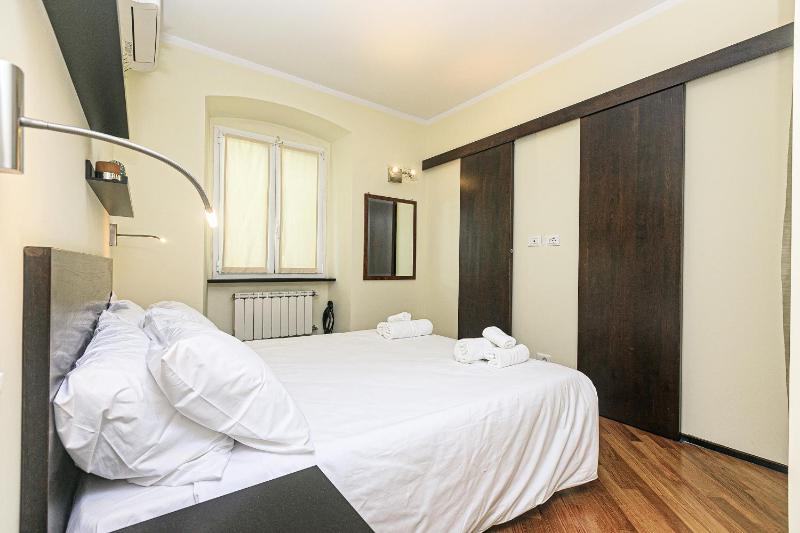 iFlat Mare Fuori Suite Apartment - image 17