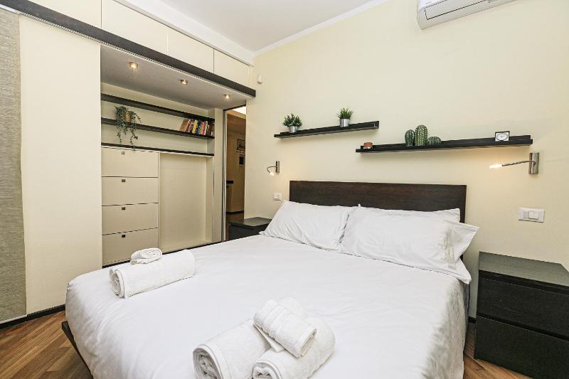 iFlat Mare Fuori Suite Apartment - image 1