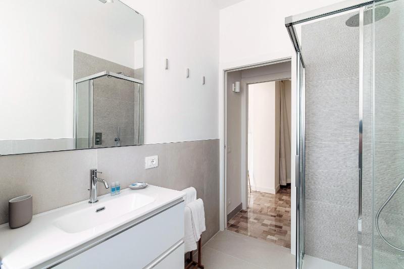 Ria Apartment by Quokka 360 - Central Como Apartment - image 16