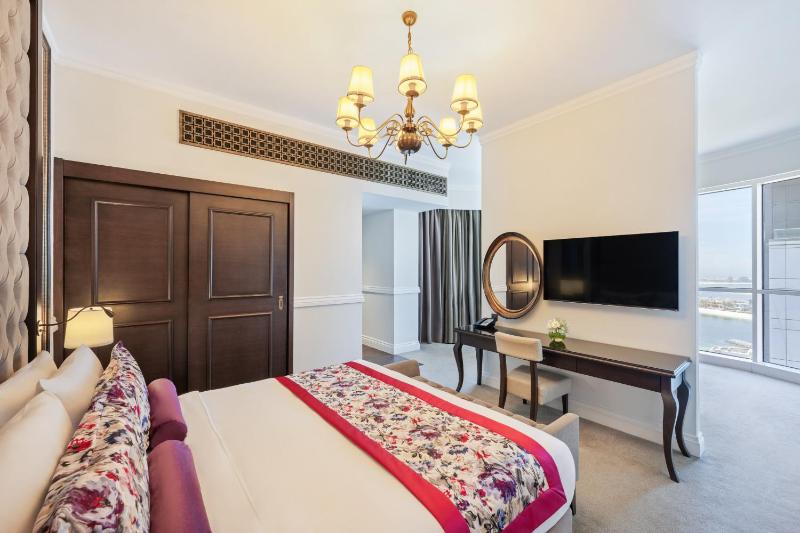Grand Studio, Private Beach, Infinity Pool, Lazy River & Kids Club Access image 3