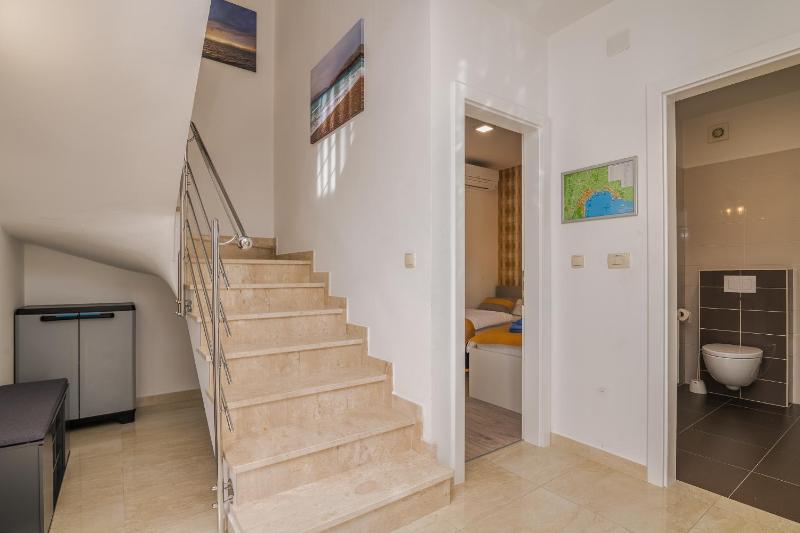 House Nemo - image 11
