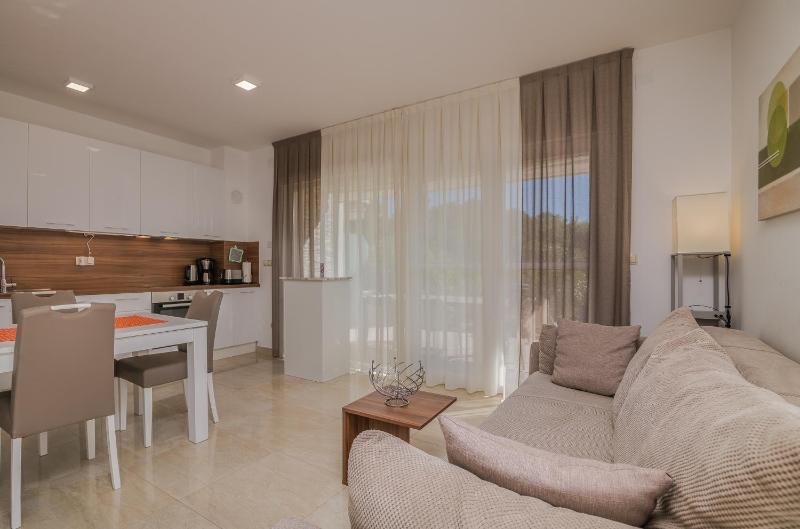 House Nemo - image 22