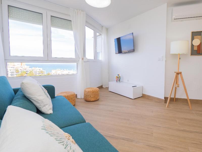 Cubo's Estudio Algaida Calahonda Beach - image 16