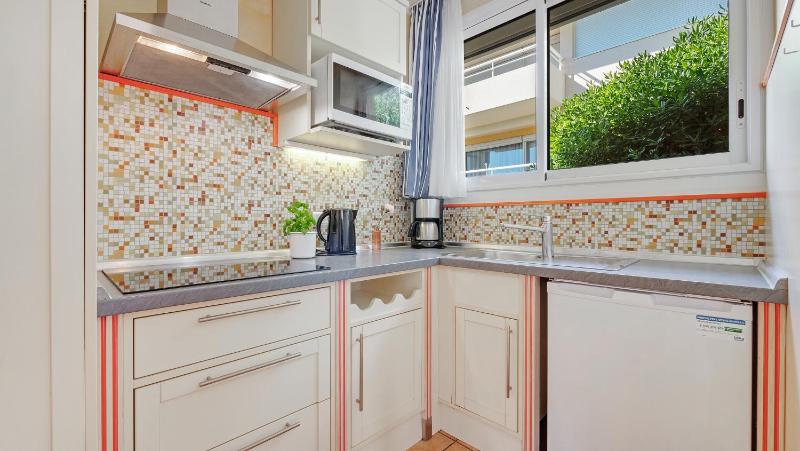 One-Bedroom Apartment (2 Adults) image 4