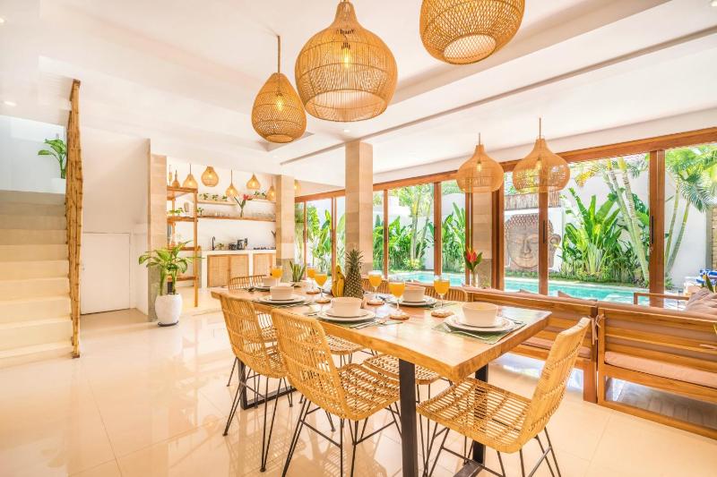 Villa Tokyo - 3 BDR Private Villa - 3 min walk to KU DE TA beach - image 11