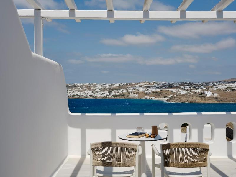 Deluxe Double Room with Sea View image 1