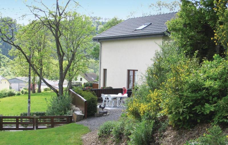 Three-Bedroom Holiday Home  image 1