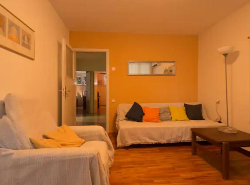 Friendly Well Located Family Apartment - Two bedroom apartment - image 15