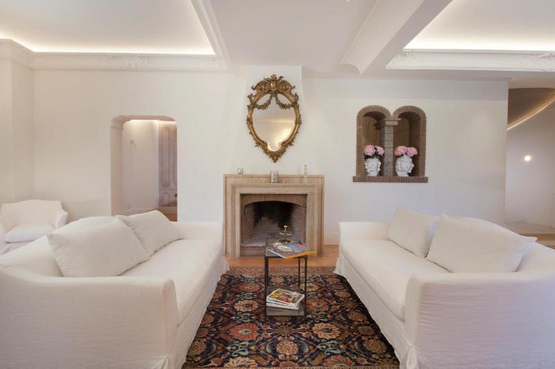 AMORE RENTALS - Villa Ebe - image 44