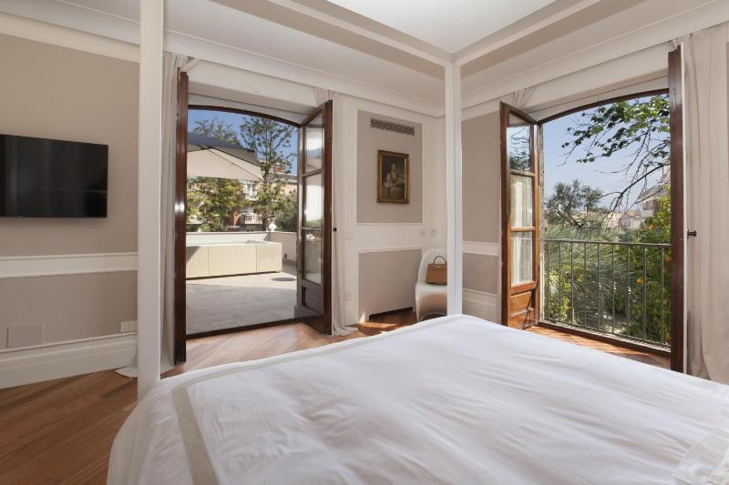 AMORE RENTALS - Villa Ebe - image 32