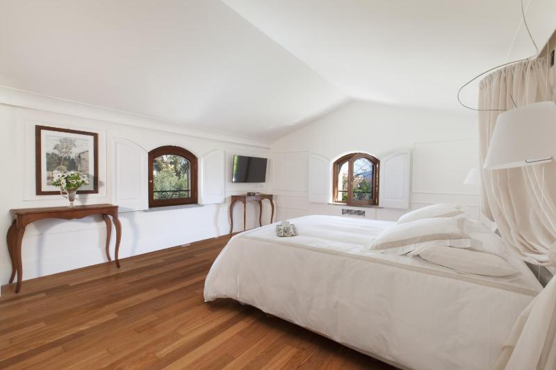 AMORE RENTALS - Villa Ebe - image 36