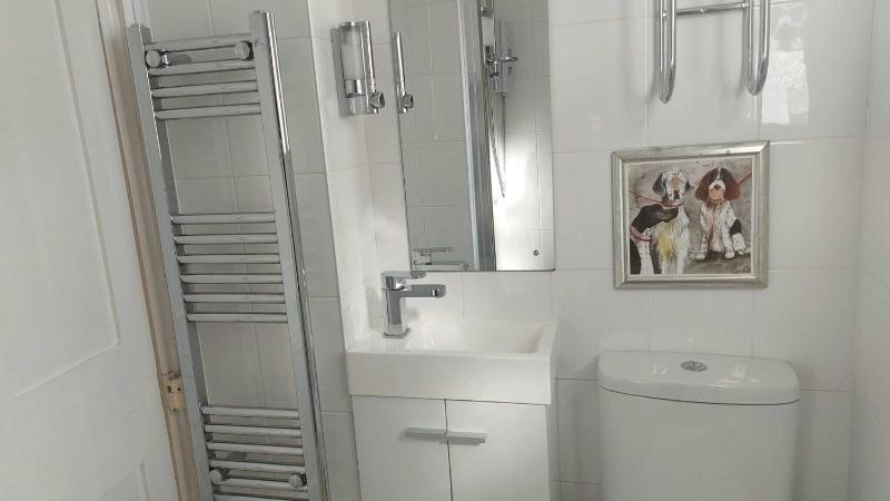 Quadruple Room with Private Bathroom image 2