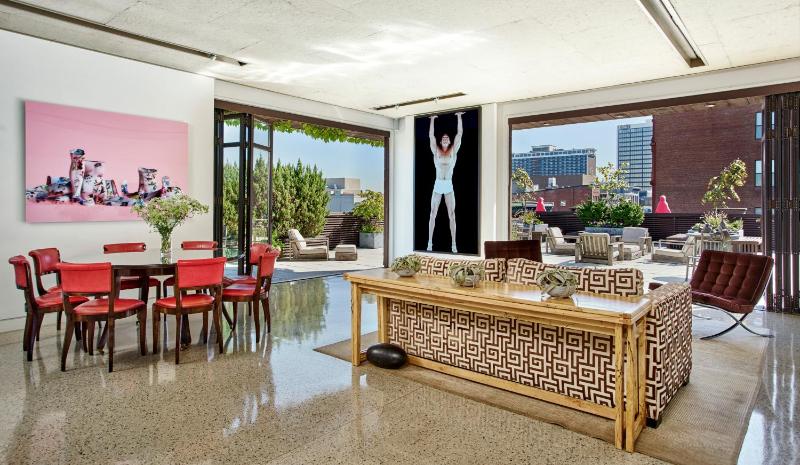 Rooftop Apartment image 4