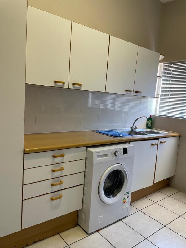 Stern self catering apartments - image 3