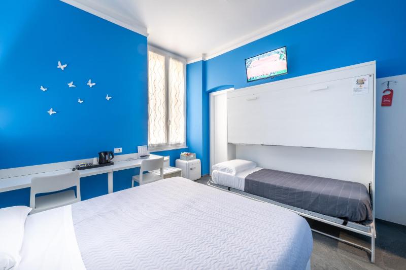 Triple Room image 1