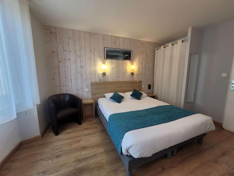 Comfort Plus Queen Size Room image 4