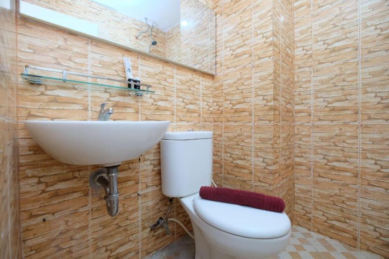 Comfort Stay 2BR at Bogor Valley Apartment By Travelio - image 7