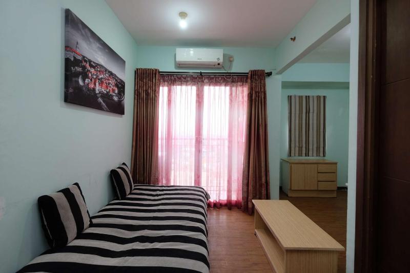 Modern Look 2BR at Bogor Valley Apartment By Travelio - image 5