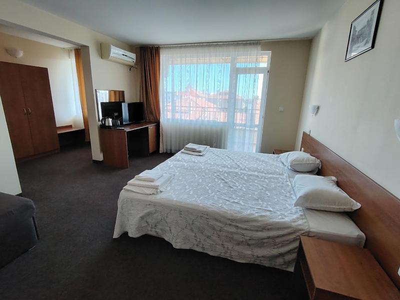Double or Twin Room image 1