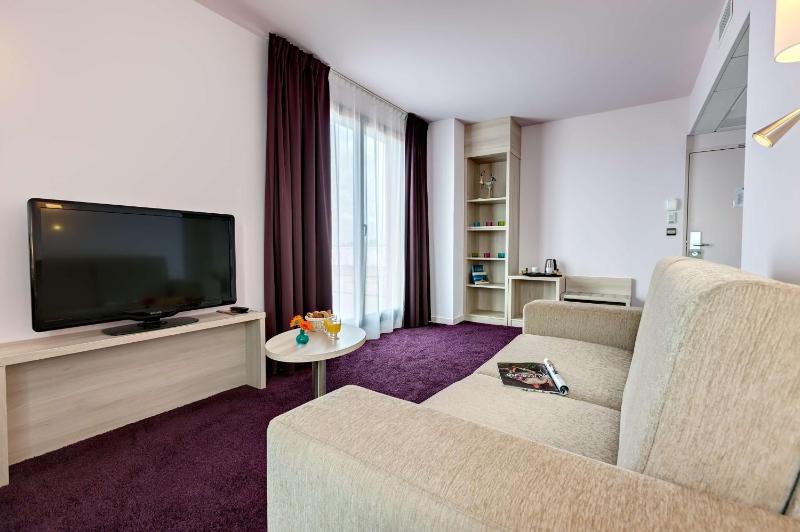 Suite image 3
