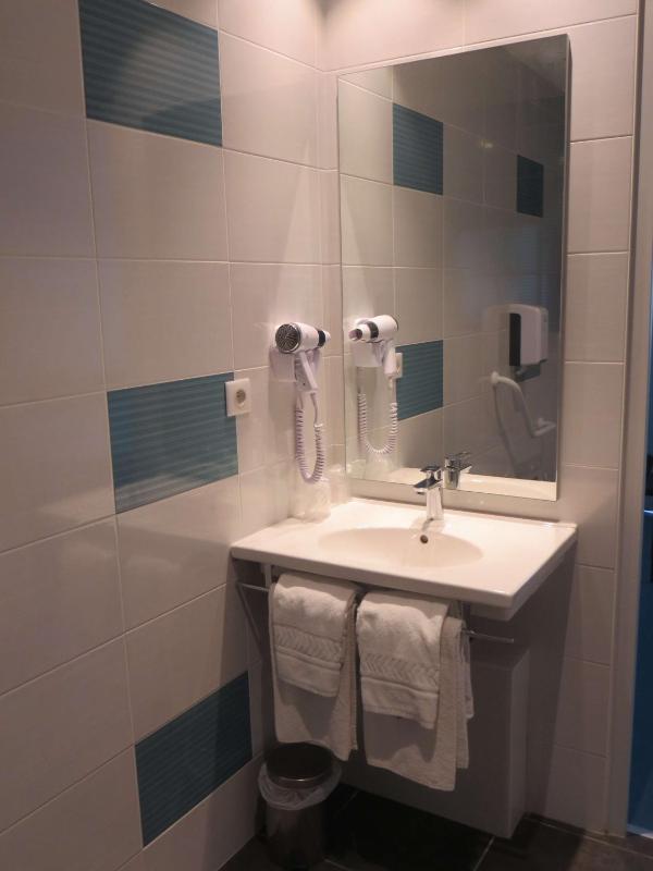 Superior Double Room image 3