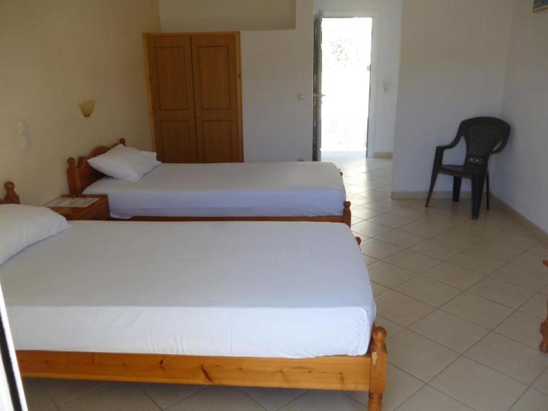 Alexandros Guest House - image 5