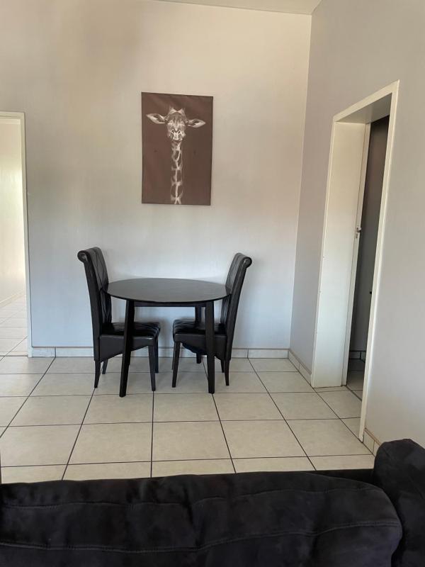 Stern self catering apartments - image 11
