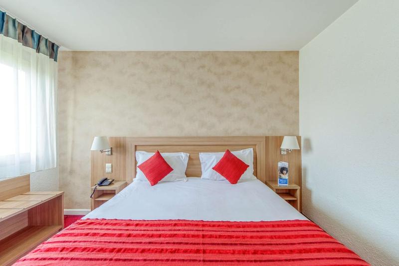 Double Room - Disability Access image 3