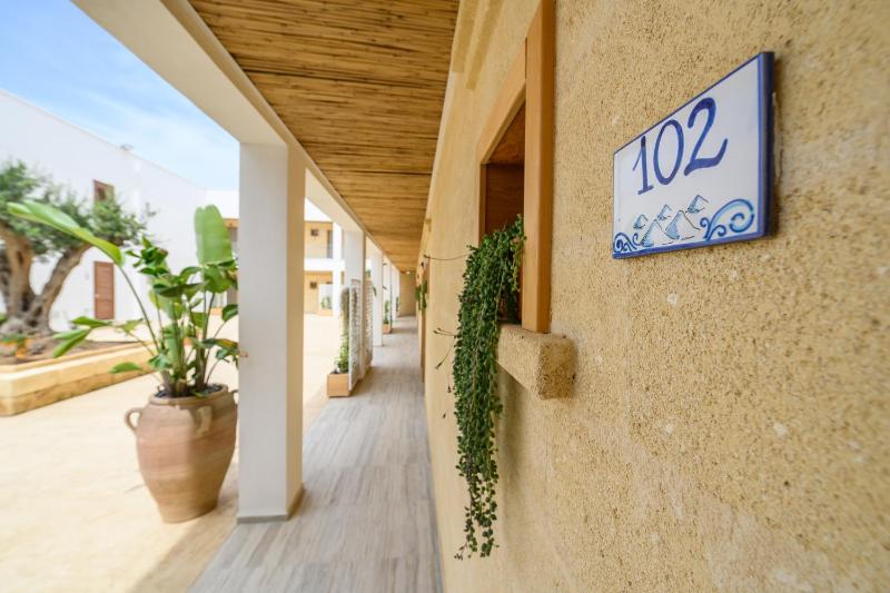 Baitan Hotel - image 21