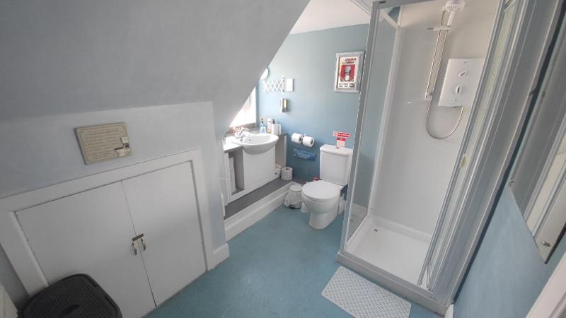 Double Room with Private Bathroom image 3